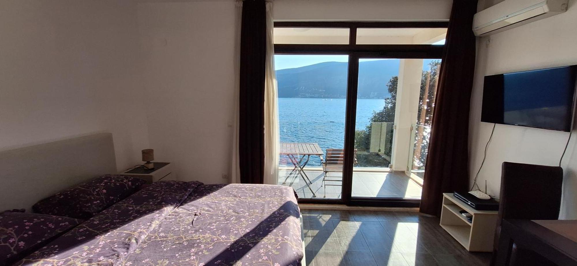Apartments Joy Herceg Novi Zewnętrze zdjęcie