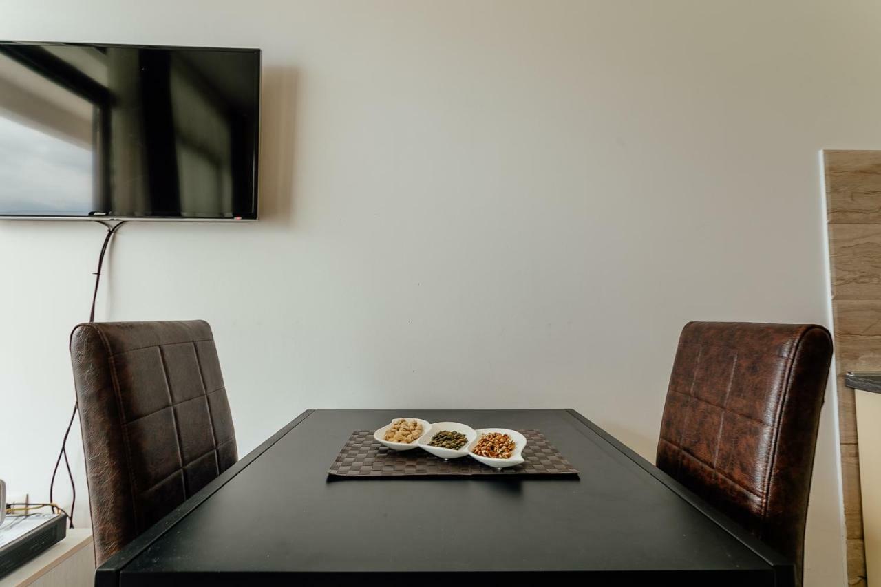 Apartments Joy Herceg Novi Zewnętrze zdjęcie