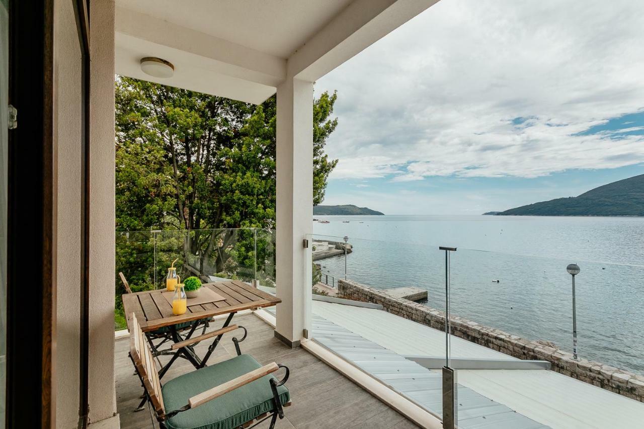 Apartments Joy Herceg Novi Zewnętrze zdjęcie