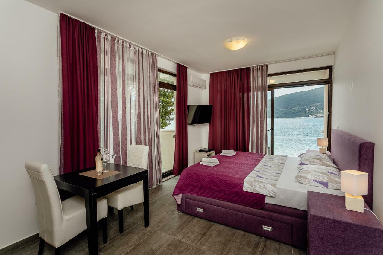 Apartments Joy Herceg Novi Zewnętrze zdjęcie