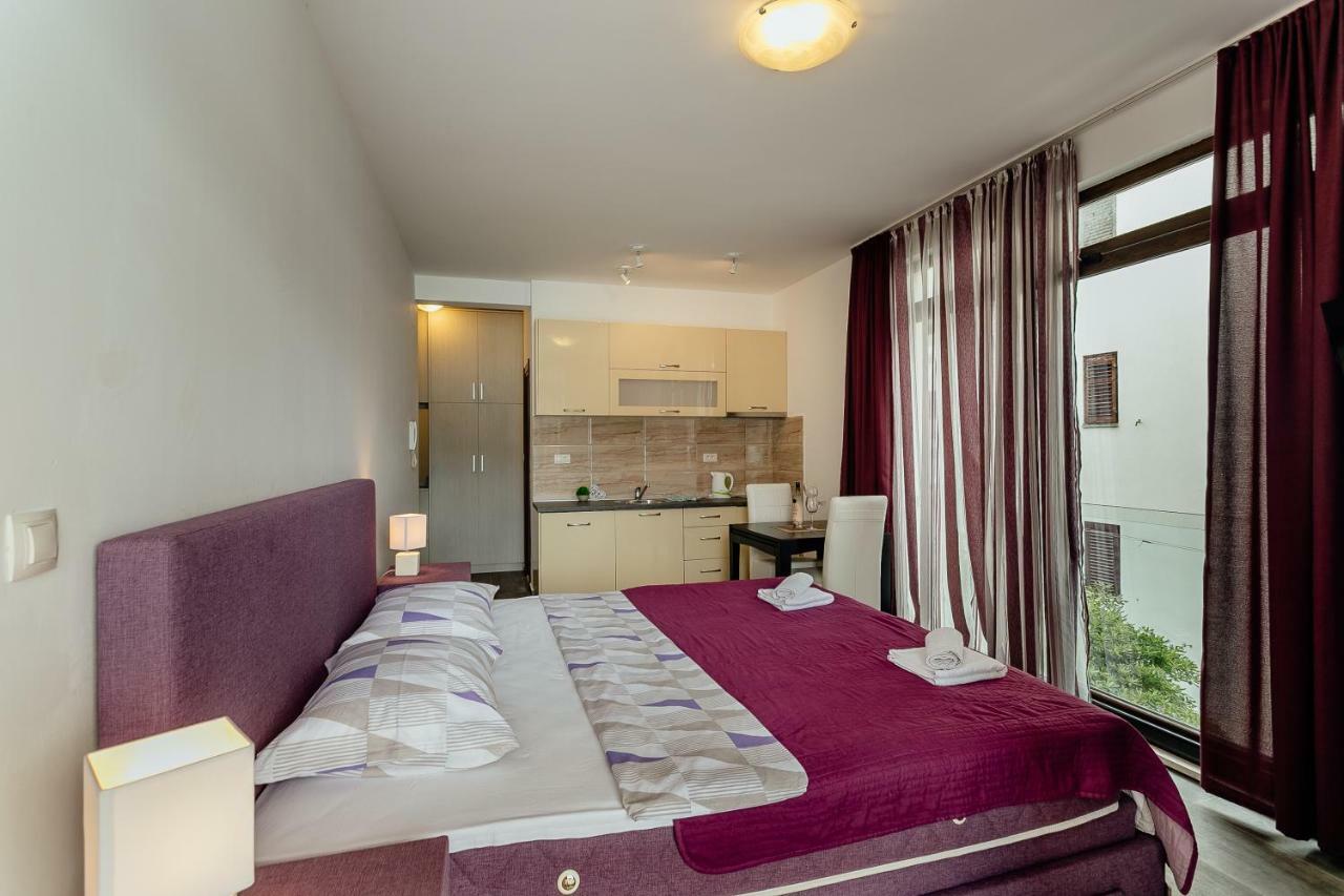 Apartments Joy Herceg Novi Zewnętrze zdjęcie