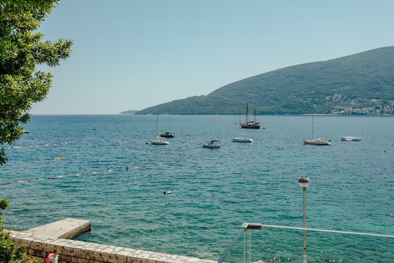 Apartments Joy Herceg Novi Zewnętrze zdjęcie