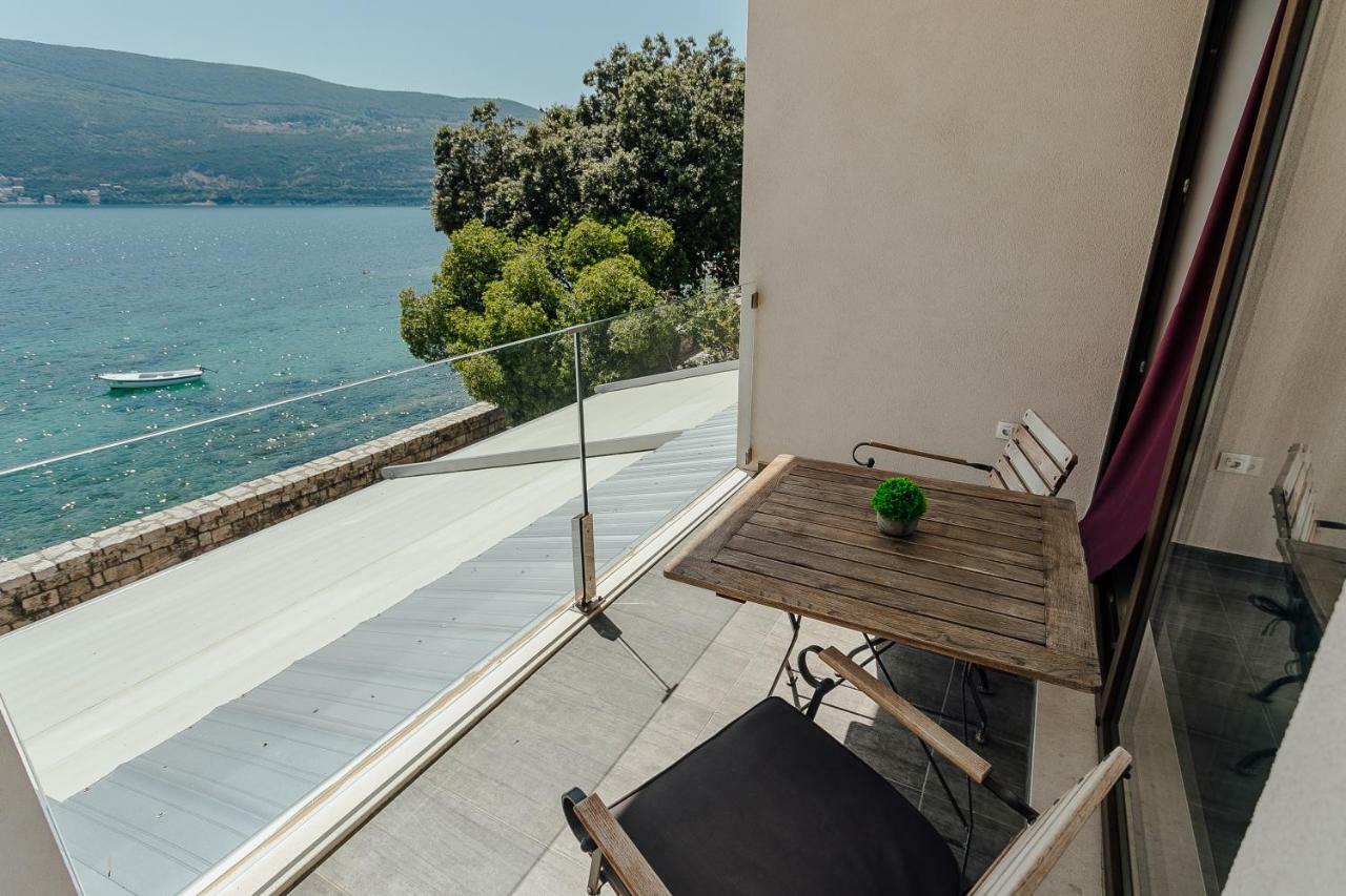 Apartments Joy Herceg Novi Zewnętrze zdjęcie